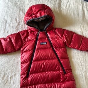 Patagonia Infant Hi-Loft Down Sweater
Bunting